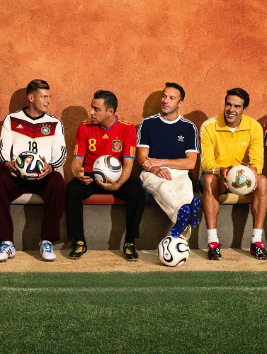 Spieler in den Trikots der großen europäischen Vereine